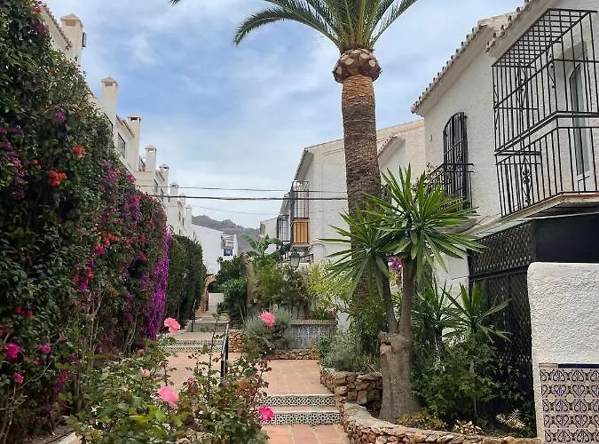 Verano Azul 12 Menyber Nerja